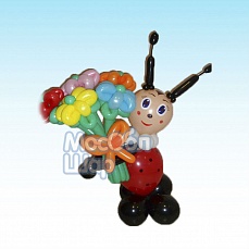 Фигура из шариков "Божья коровка"